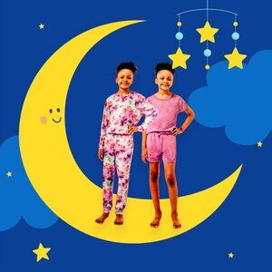 Flame-Resistant Girl's Pajamas 4-Pcs Size 7-8 Heat Retention Soft Stretch Cozy
